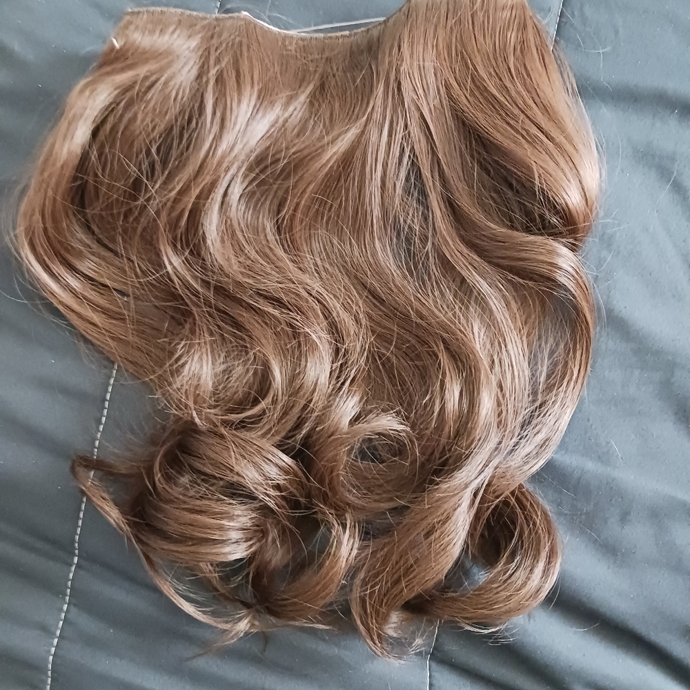 Hair Extension - Picture 4 of 7
